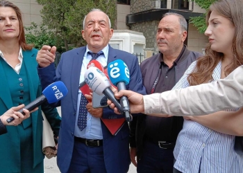 Organizata për dëme të luftës “Ngritja e zërit” dorëzoi dosjet – lëndët në Kushtetuese