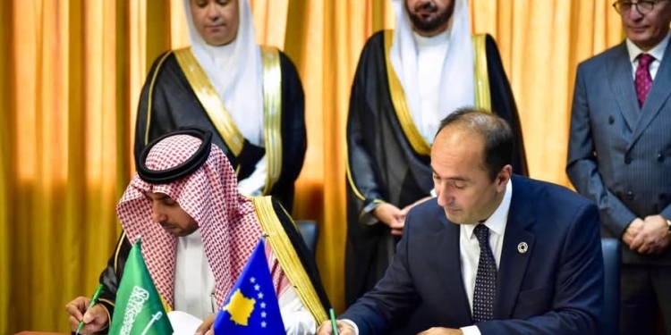 Miratohet marrëveshja për shërbimet ajrore mes Kosovës dhe Arabisë Saudite
