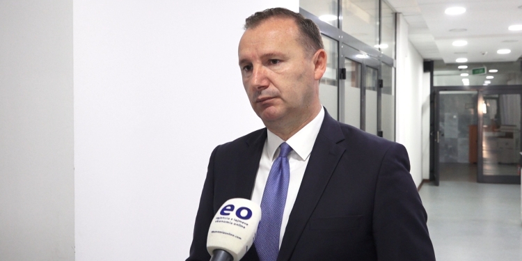 Zemaj: LVV s’po e pranon humbjen, nuk i ka numrat – le t’i marrin votat e Listës Serbe hapur, jo fshehurazi