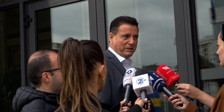 Bahtiri: Ne çdo herë jemi të gatshëm të japim kontribut për zhbllokimin e kësaj situate
