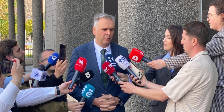 Bajqinovci: Nuk ka ngërç institucional, qeveria po e kryen punën e saj
