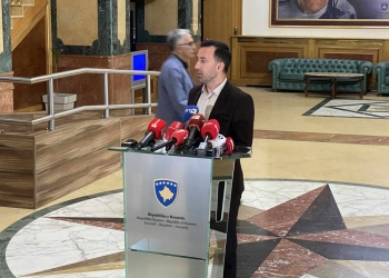 Basha: Komunikim me deputetët e partive të tjera për bashkëpunim ka çdo ditë
