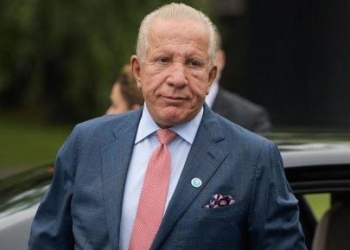 Pacolli shkruan për ziliqarët: Edhe Zoti ia mbyll dyert e suksesit atij që nuk di të gëzohet për të tjerët