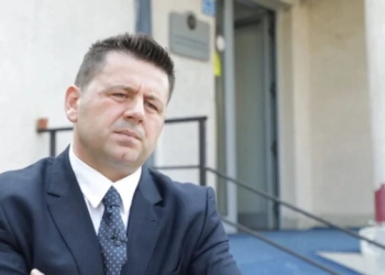Berisha ironizon me kandidaturën e Haxhiut: Nesër Dylbere Fatimja, epizoda e 15