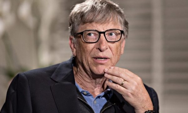 Bill Gates do t’i dhurojë 200 miliardë dollarë për më të varfrit deri në vitin 2045