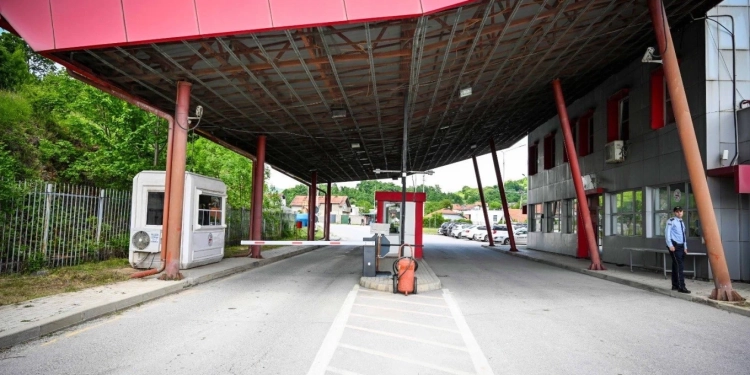 Inaugurohet pika e re e përbashkët kufitare me Maqedoninë e Veriut