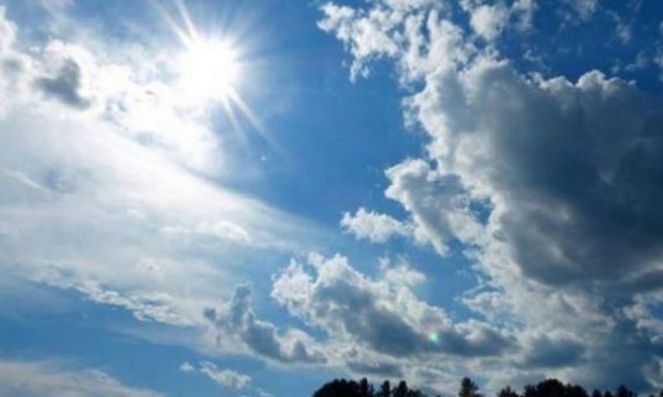 Moti sot: Me diell dhe vranësira, temperaturat deri në 20 gradë Celsius