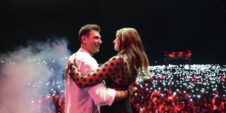 Dua Lipa kërkon mbi tre milionë dollarë për të performuar për Galatasaray