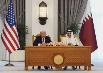 Trump nënshkruan marrëveshje ekonomike dhe të mbrojtjes me emirin e Katarit