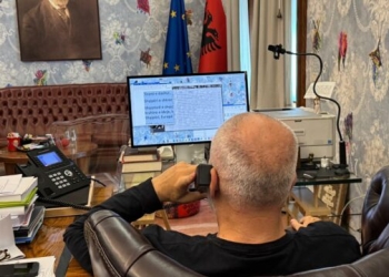 Në telefon me Thaçin, Spahiu për Ramën: Po i çon mesazh Kurtit