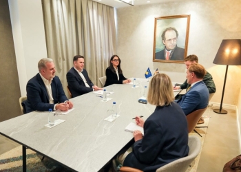 Abdixhiku takon ambasadorin suedez: Zgjidhja e bllokadës, Qeveria Nacionale e Tranzicionit