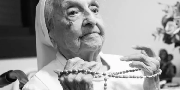 Ndërron jetë në moshën 116-vjeçare njeriu më i vjetër në botë