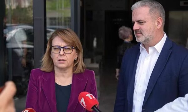 Bajrami pas takimit në ZRrE-në: Thanë se vetëm qeveria mund ta shtyjë vendimin për shtrenjtimin e rrymës
