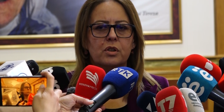 Bajrami: LVV e ka kthyer vendin në kohën e UNMIK-ut, po e mban shtetin peng