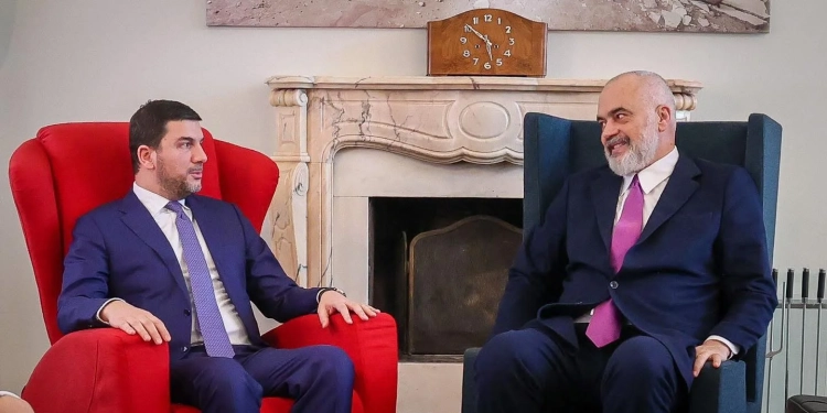 Krasniqi uron Ramën: Mandati i ri të shërbejë për ta afruar më shumë vendin drejt anëtarësimit në BE