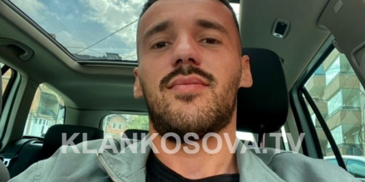 Ky është polici i suspenduar në Mitrovicë pas rastit të vjedhjes së armës zyrtare nga një i dyshuar