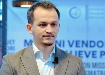 Cakolli: Seanca ka devijuar, Dehari s’mund ta pezullojë në mënyrë të njëanshme