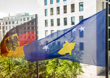 Ambasada gjermane dhe Zyra e BE-së shënojnë çlirimin e Gjermanisë në Prishtinë