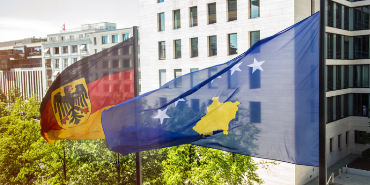 Ambasada gjermane dhe Zyra e BE-së shënojnë çlirimin e Gjermanisë në Prishtinë