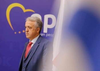 Hamiti: Kosova në bllokadë prej jashtë dhe së brendshmi