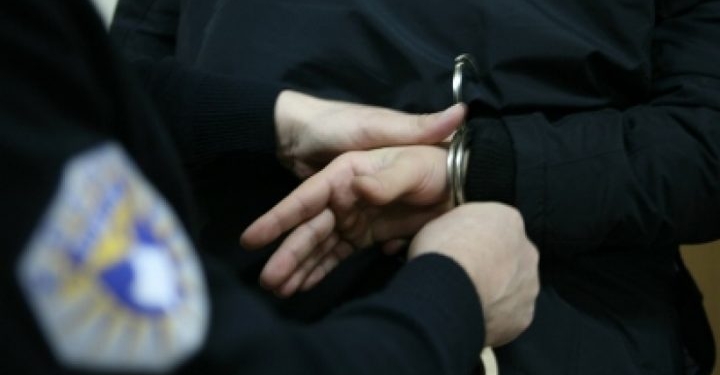 Arrestohet i mituri në Dragash, mbante veshur bluzën me mbishkrimin ‘’Kosovo i Metohija’’