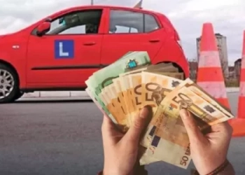 Arrestohen dy zyrtarë për ‘marrja e ryshfetit’, kërkuan para për kalimin e testit të vozitjes