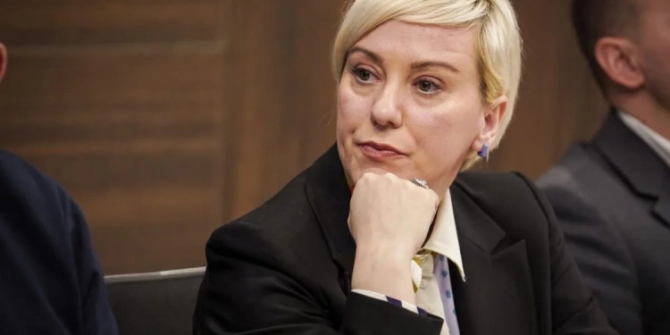 Halimi: Dhuna po bëhet pjesë e përditshmërisë sonë – alarm që kërkon vëmendje më të thellë dhe angazhim institucional