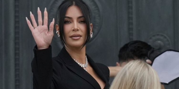 “Të fal”, i thotë Kim Kardashian grabitësit në gjyqin e Parisit