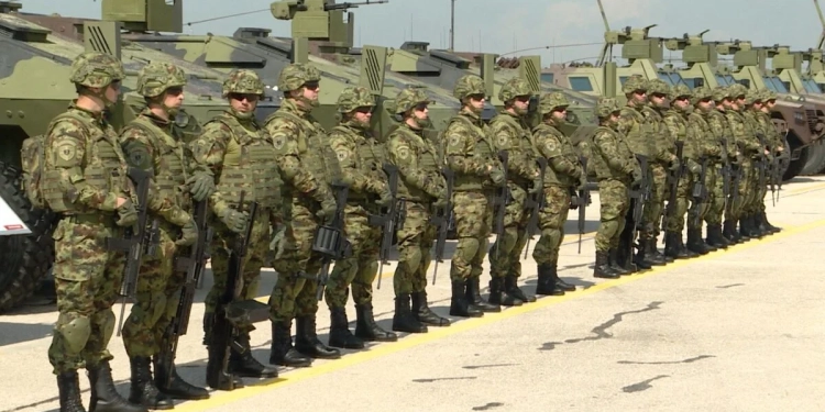 Ish-oficeri britanik: Rreziku nga Serbia është real