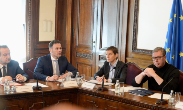 Mblidhet Këshilli për Siguri në Serbi – Temë kryesore Kosova dhe Bosnja