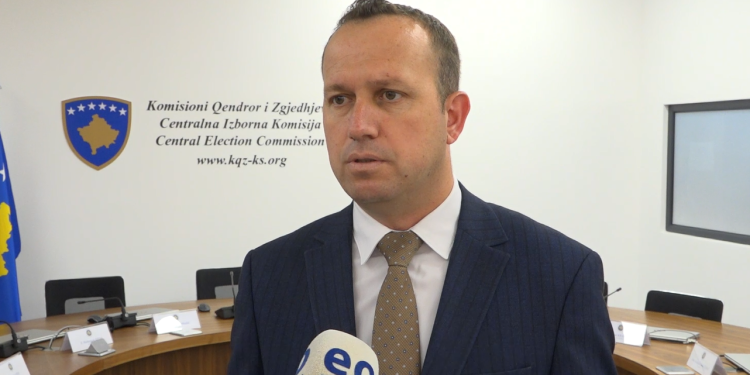 Zgjedhjet lokale po afrohen, KQZ: S’ka ndryshuar mënyra e votimit në zgjedhje të kryetarëve të Komunave dhe Kuvendeve Komunale