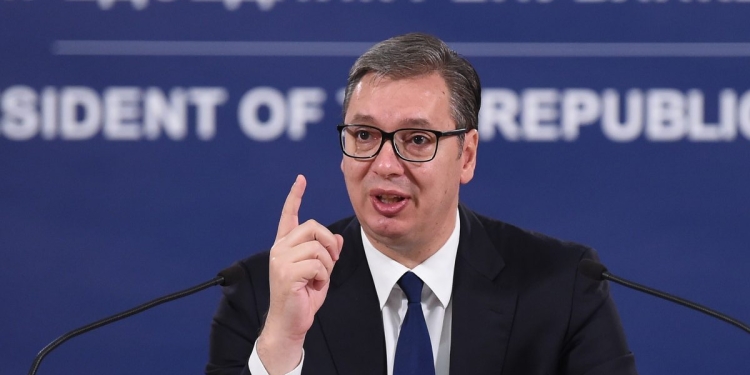 Vuçiq njofton se do të takohet me Trump në residencën e tij në Mar-a-Lago: Meloni e Orban më thanë më mirë ta takojë atje se në Uashington