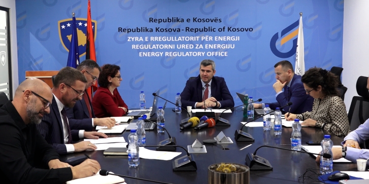 Sot dorëzohet padi kundër ZRRE-së për rritjen e tarifave të energjisë