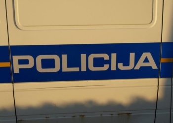 Nga aksidenti i shkaktuar nga sigurimi i Radoiçiqit vdesin dy prindërit e policit serb