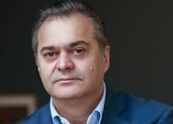 A duhet të ndërrojë emrin Shëngjini?
