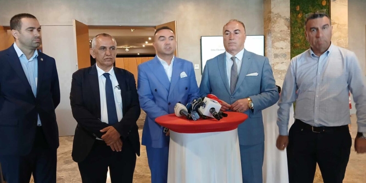 Bizneset paralajmërojnë përsëri protestë më 11 qershor