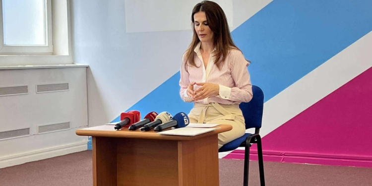 Çitaku: Kurti ka djegur çdo urë bashkëpunimi me SHBA-në