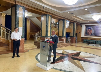 Haradinaj: U dakorduam për shtyrjen e seancës, s’ishte mirë që Kurti mungoi në takim