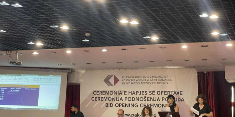 AKP-ja hap ofertat e shitjes përmes likuidimit, 98 prona në gjithë Kosovën