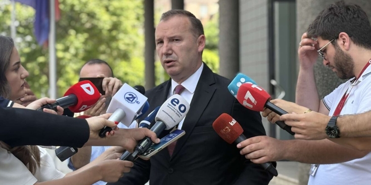 Zemaj: Përgjegjësia e madhe politike dhe morale bie mbi Lëvizjen Vetëvendosje