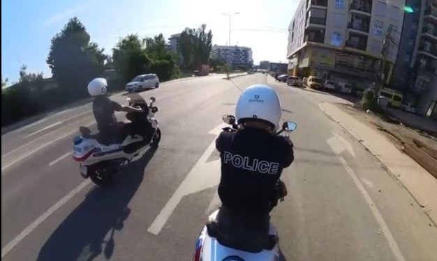 Policia në Gjakovë sekuestron 53 motoçikleta