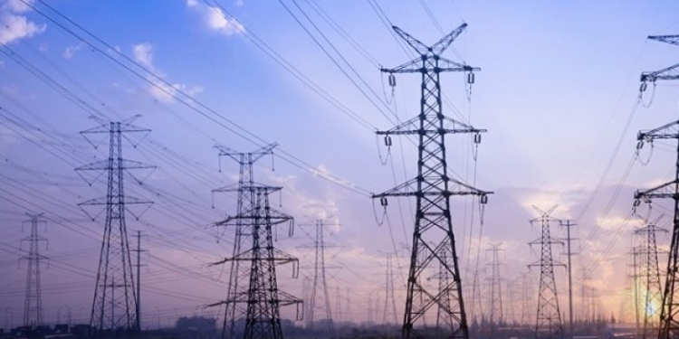 Energjia në treg të lirë: Ndikimi në çmimet e shërbimeve publike