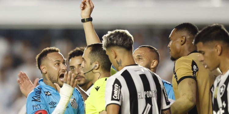 Neymar kërkon falje për kartonin e kuq në ndeshjen kundër Botafogos