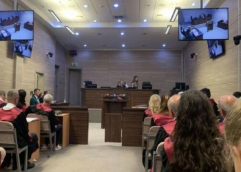 Nis gjykimi ndaj 53 të akuzuarve për masakrën e Mejës
