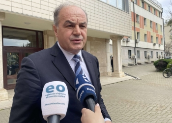 “E gërrditshme, e shoh si krizë shtetërore” – Hoxhaj flet për situatën me Kuvendin