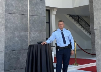 Flet polici i akuzuar nga biznesmeni për pronën në Gjakovë: Ajo tokë është e jemja