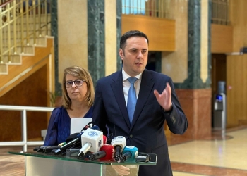 Abdixhiku: Me plot zemër do ta votonim me 20 vota kundër Haxhiun, por s’bëjmë shkelje kushtetuese