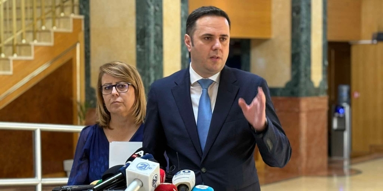 Abdixhiku: Me plot zemër do ta votonim me 20 vota kundër Haxhiun, por s’bëjmë shkelje kushtetuese