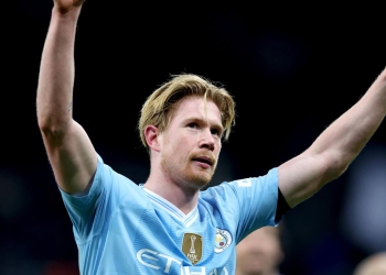 De Bruyne afër Napolit