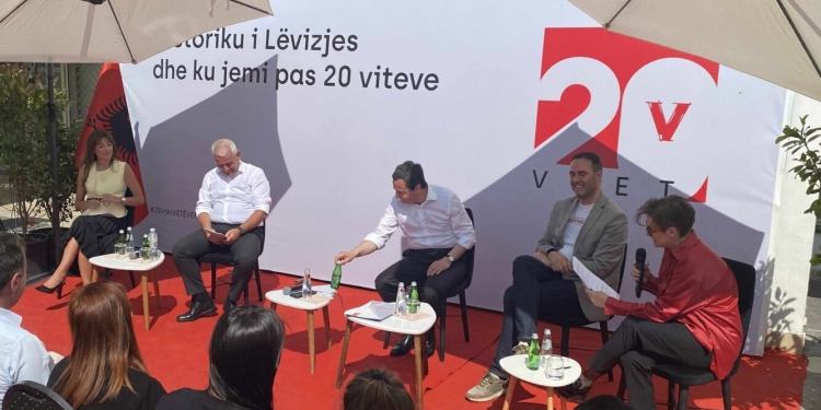 Kurti në 20-vjetorin e Vetëvendosjes: E filluam me ëndërr, jo me realitet, shteti kurrë më i sigurt